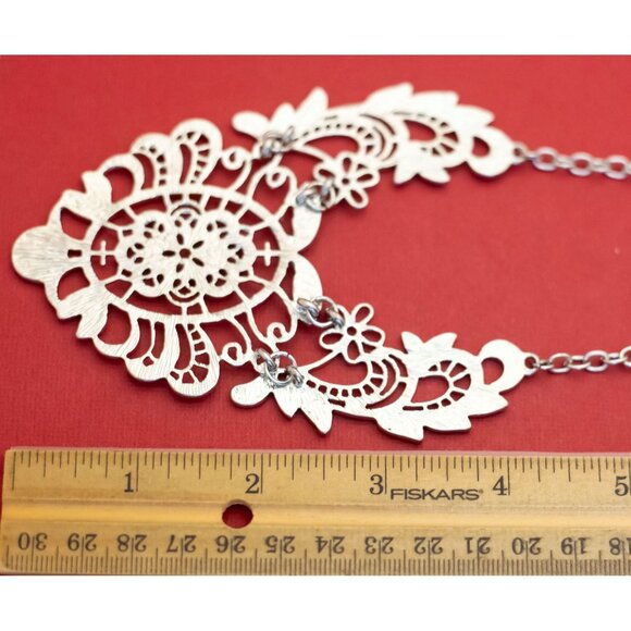 18 inch, Vintage Art Nouveau Elegant Floral Elven Necklace - F46 - Picture 3 of 3